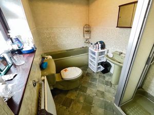 Bathroom- click for photo gallery